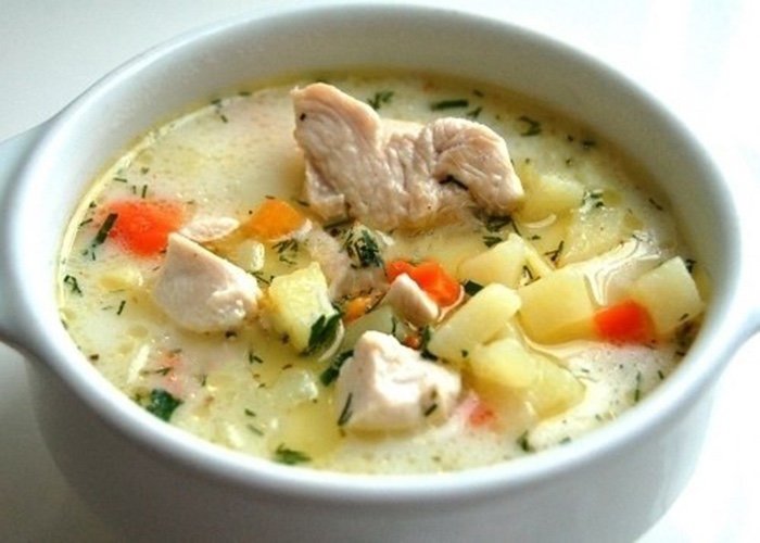 Нежнейший сырный суп с курицей