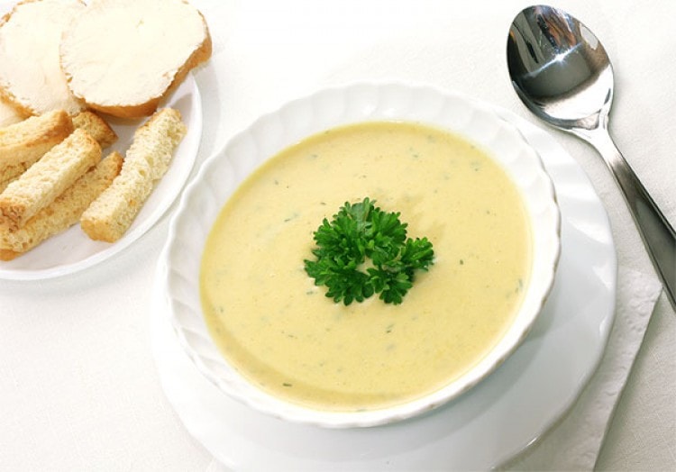 Быстрый сырно – овощной суп за 30 минут